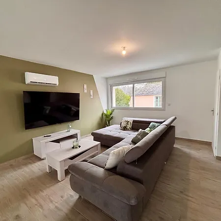 Дом отдыха Maison 24 Couchages Clermont-Creans