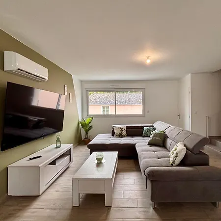 Maison 24 Couchages *