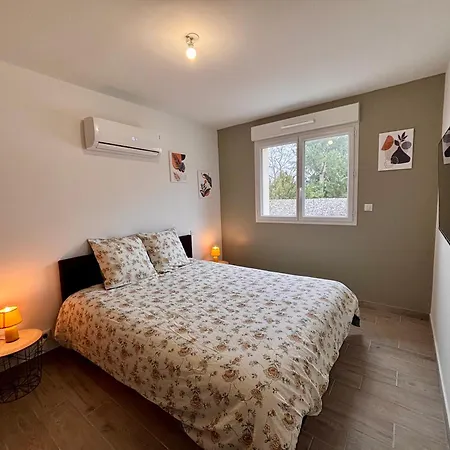 Maison 24 Couchages Clermont-Creans