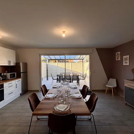 Дом отдыха Maison 24 Couchages Clermont-Creans