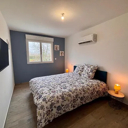 Maison 24 Couchages * Clermont-Creans