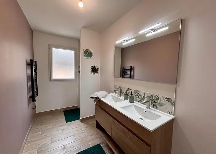 Maison 24 Couchages *