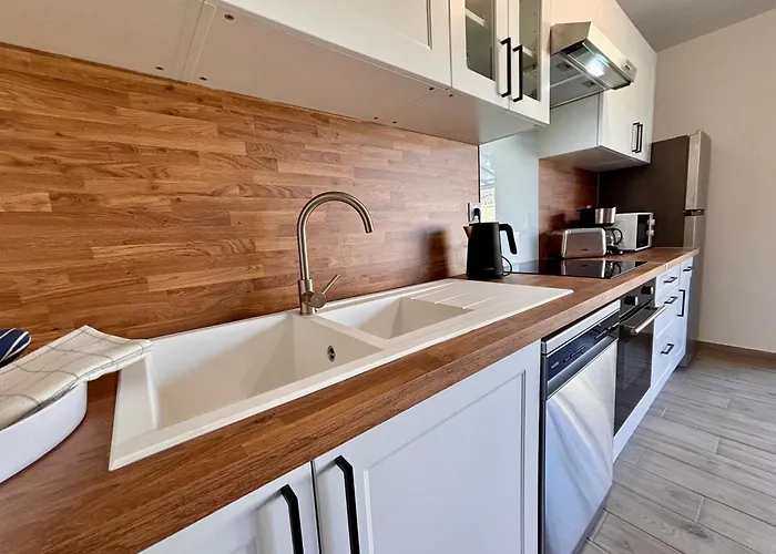 Maison 24 Couchages * Clermont-Creans