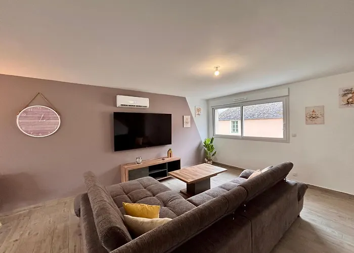 Ferienhaus Maison 24 Couchages Clermont-Creans