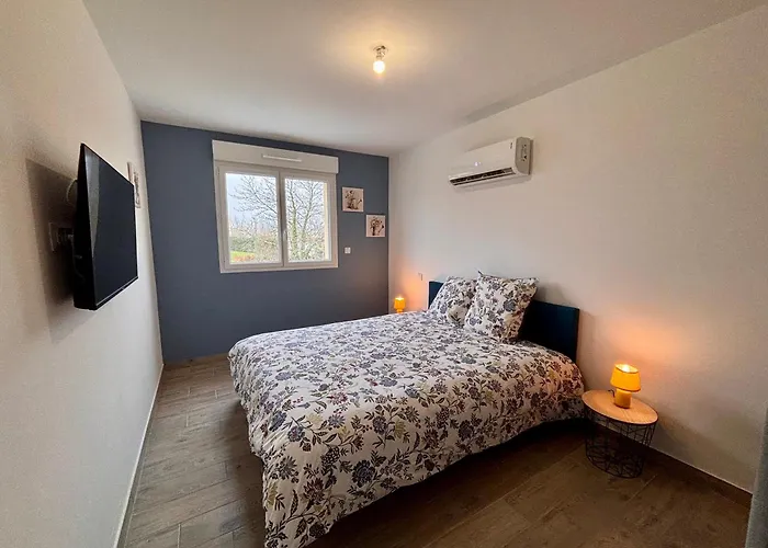 Maison 24 Couchages * Clermont-Creans