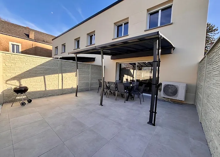 Maison 24 Couchages Ferienhaus *